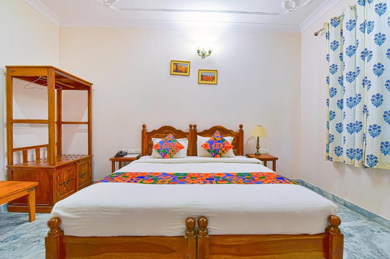 Hotel Harsoli Haveli Джайпур Екстер'єр фото